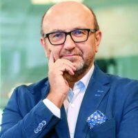 <b> Andrzej Gantner </b>
